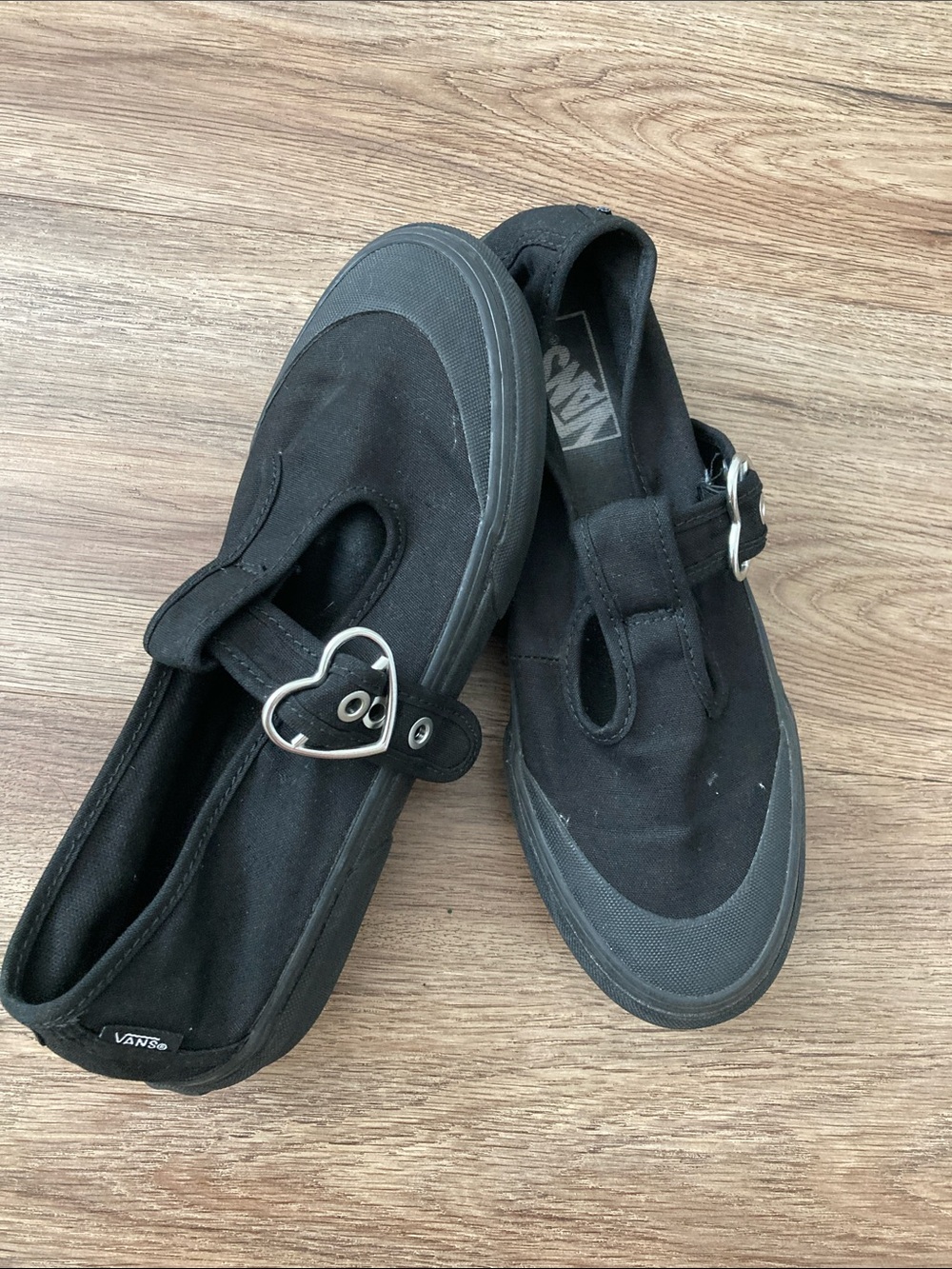Vans Black Mary Jane Sneakers with Heart Buckle Sz 8.5